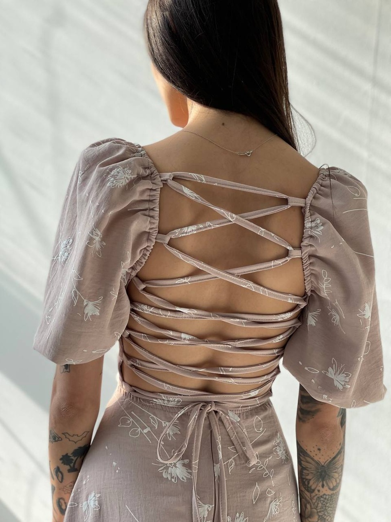 Платье миди со шнуровкой на спинке  | PUSHKA SHOP