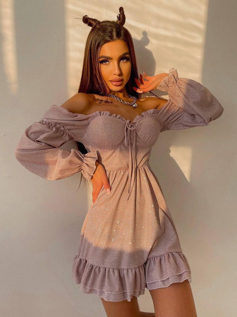 Блискуча сукня з оборками та чашками з ефектом push up Блискуча сукня з оборками та чашками з ефектом push up | PUSHKA SHOP