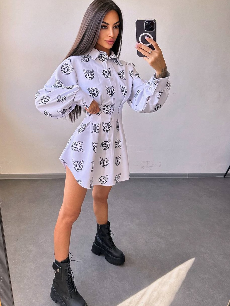 Приталена сорочка з принтом Приталена сорочка з принтом | PUSHKA SHOP