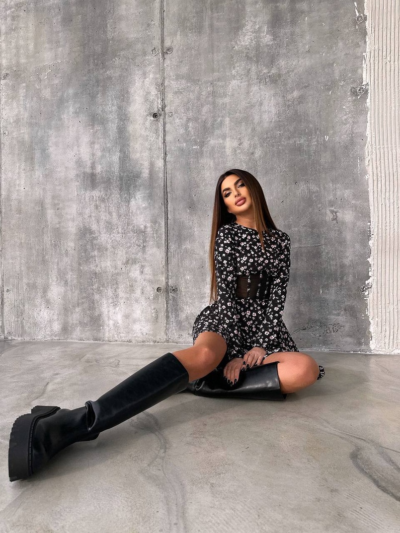 Приталена сукня з корсетною вставкою та спідницею-сонцем Приталена сукня з корсетною вставкою та спідницею-сонцем | PUSHKA SHOP