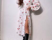 Квіткова сукня-міді зі шнурівкою на спинці та розрізом на ніжці Квіткова сукня-міді зі шнурівкою на спинці та розрізом на ніжці | PUSHKA SHOP