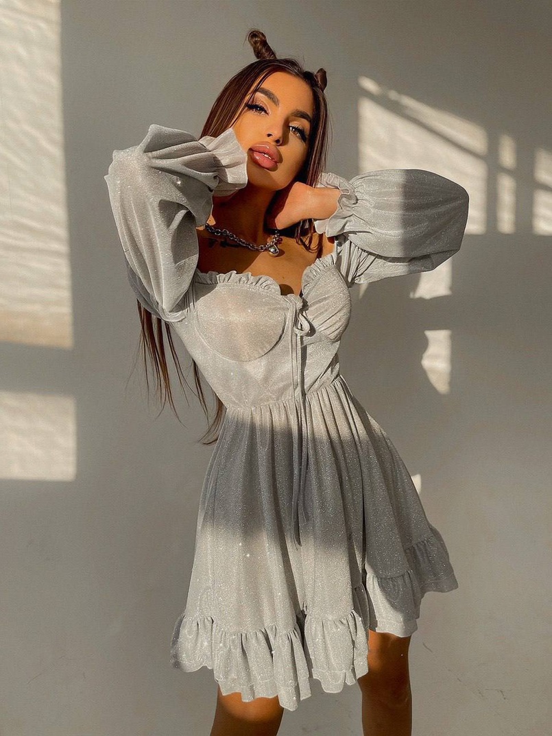 Блискуча сукня з оборками та чашками з ефектом push up Блискуча сукня з оборками та чашками з ефектом push up | PUSHKA SHOP