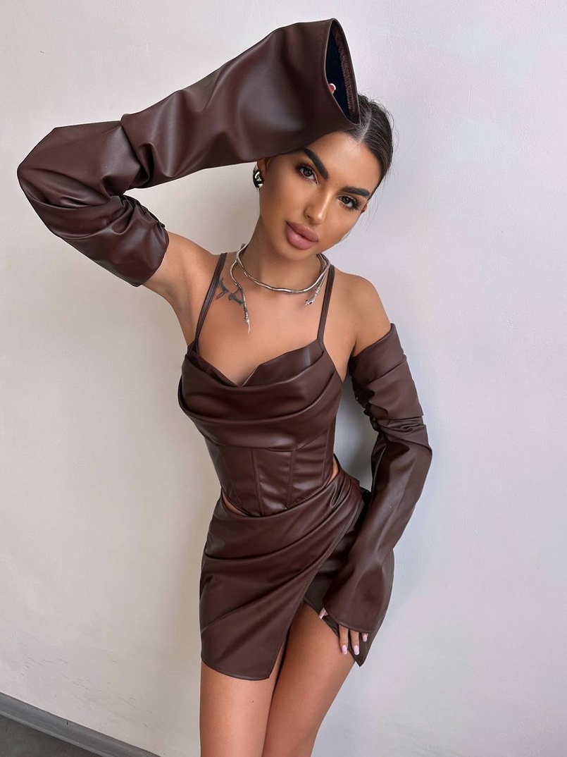 Комплект з еко шкіри: корсет з чашечками+ спідниця міні Комплект з еко шкіри: корсет з чашечками+ спідниця міні | PUSHKA SHOP