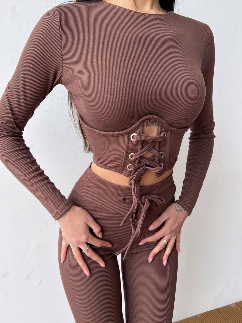 Трикотажний комплект: корсетний топ + легінси Трикотажний комплект: корсетний топ + легінси | PUSHKA SHOP