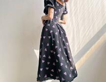 Сукня- міді  з квітковим принтом Сукня- міді  з квітковим принтом | PUSHKA SHOP