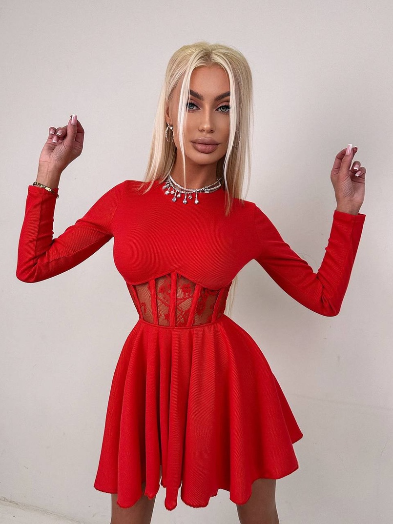 Трикотажна корсетна сукня з мереживом та пишною спідницею  Трикотажна корсетна сукня з мереживом та пишною спідницею  | PUSHKA SHOP