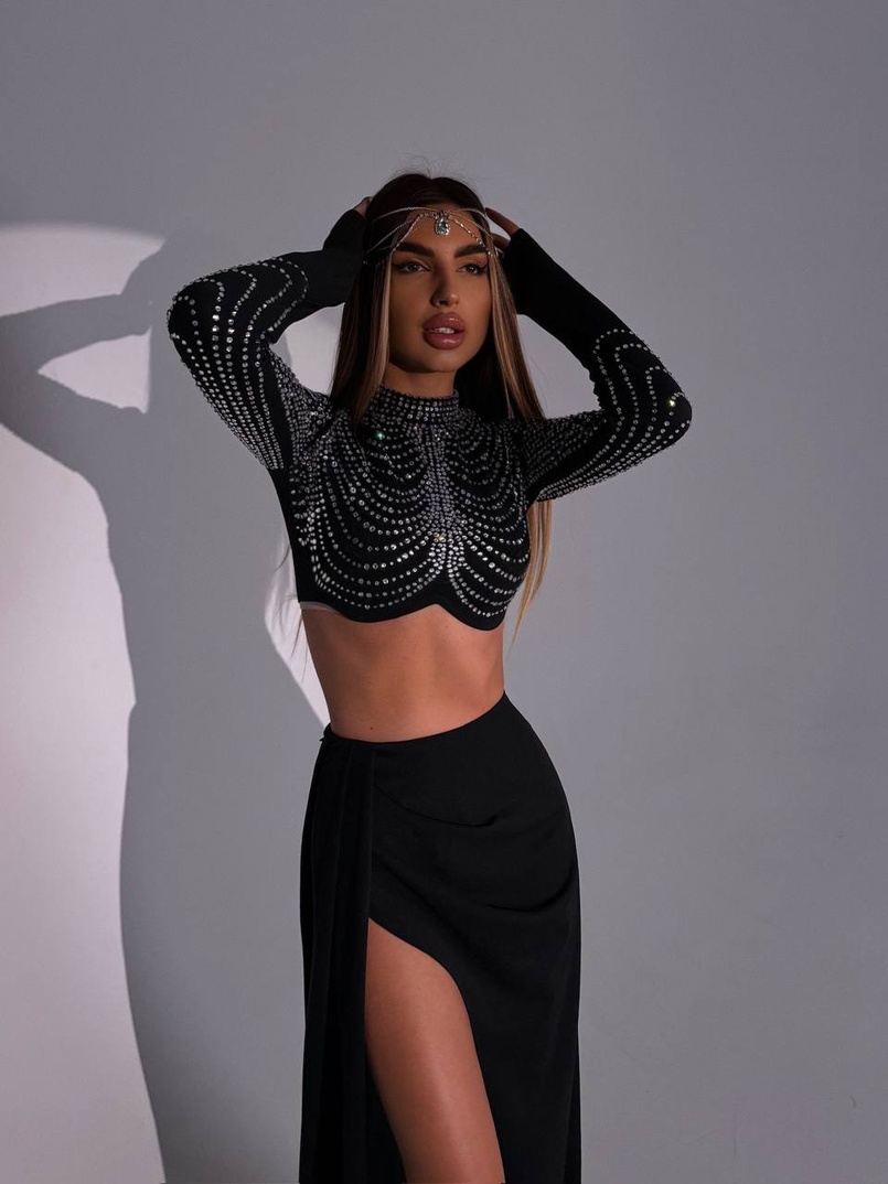 Комплект: топ декорований стразами + спідниця максі Комплект: топ декорований стразами + спідниця максі | PUSHKA SHOP