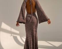 Трикотажна сукня максі з розкльошеними рукавами та відкритою спиною | PUSHKA SHOP