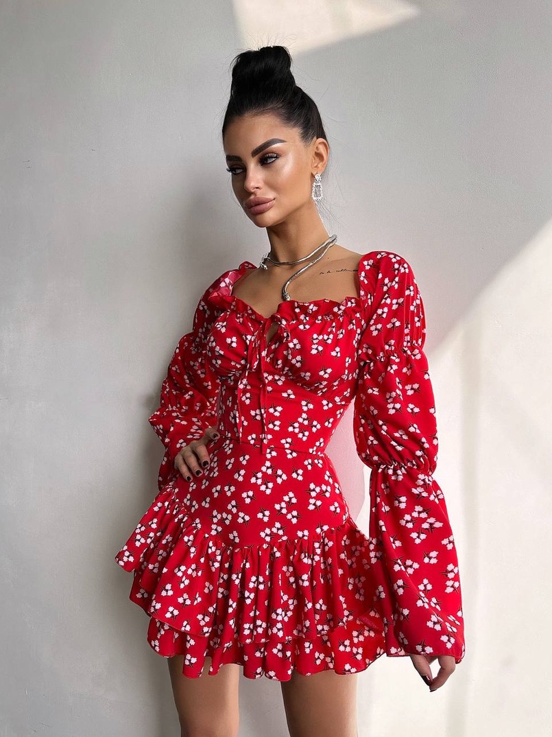 Сукня з воланами та шнурівкою по спинці Сукня з воланами та шнурівкою по спинці | PUSHKA SHOP