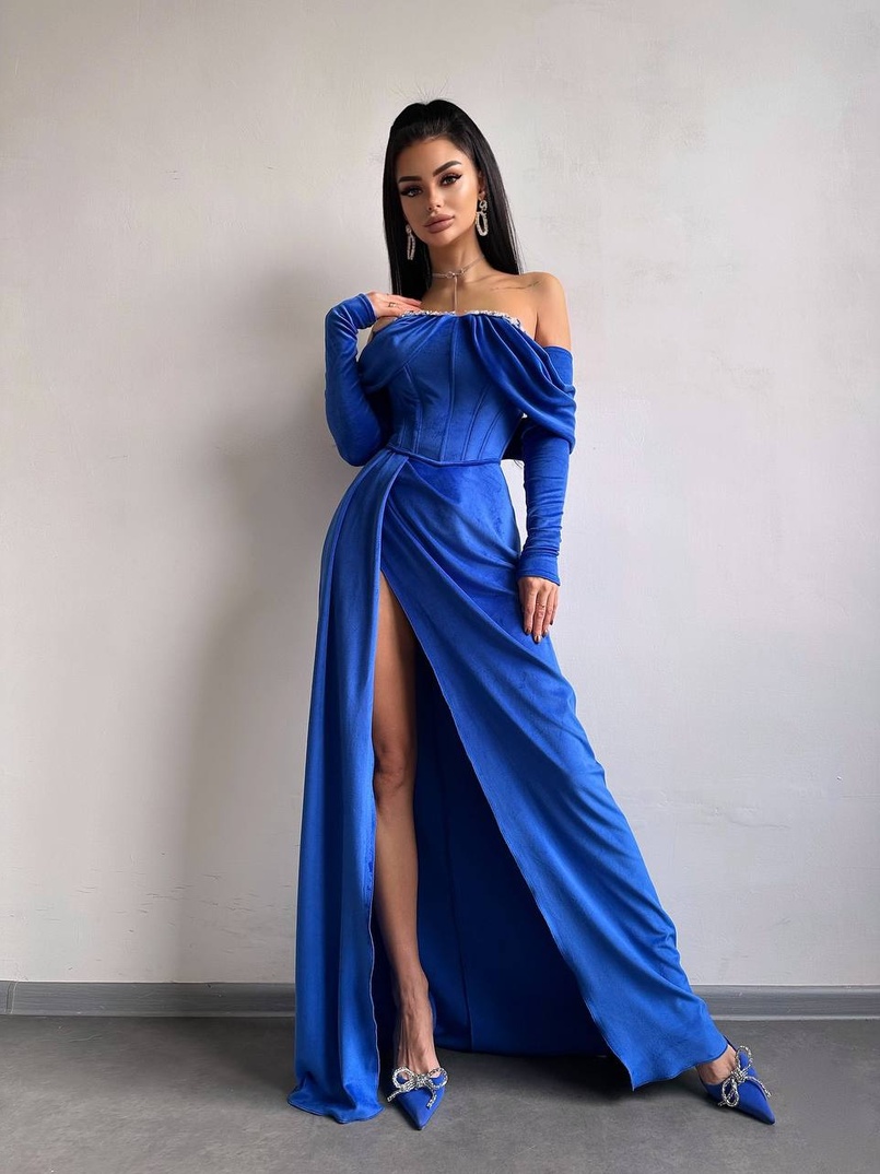 Оксамитова сукня максі декорована стразами  Ручна робота  | PUSHKA SHOP