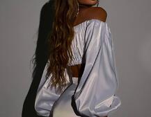 Атласний комплект, декорований стразами Ручна робота, прикраса пришита  Атласний комплект, декорований стразами Ручна робота, прикраса пришита  | PUSHKA SHOP