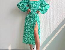 Квіткова сукня-міді зі шнурівкою на спинці та розрізом на ніжці Квіткова сукня-міді зі шнурівкою на спинці та розрізом на ніжці | PUSHKA SHOP