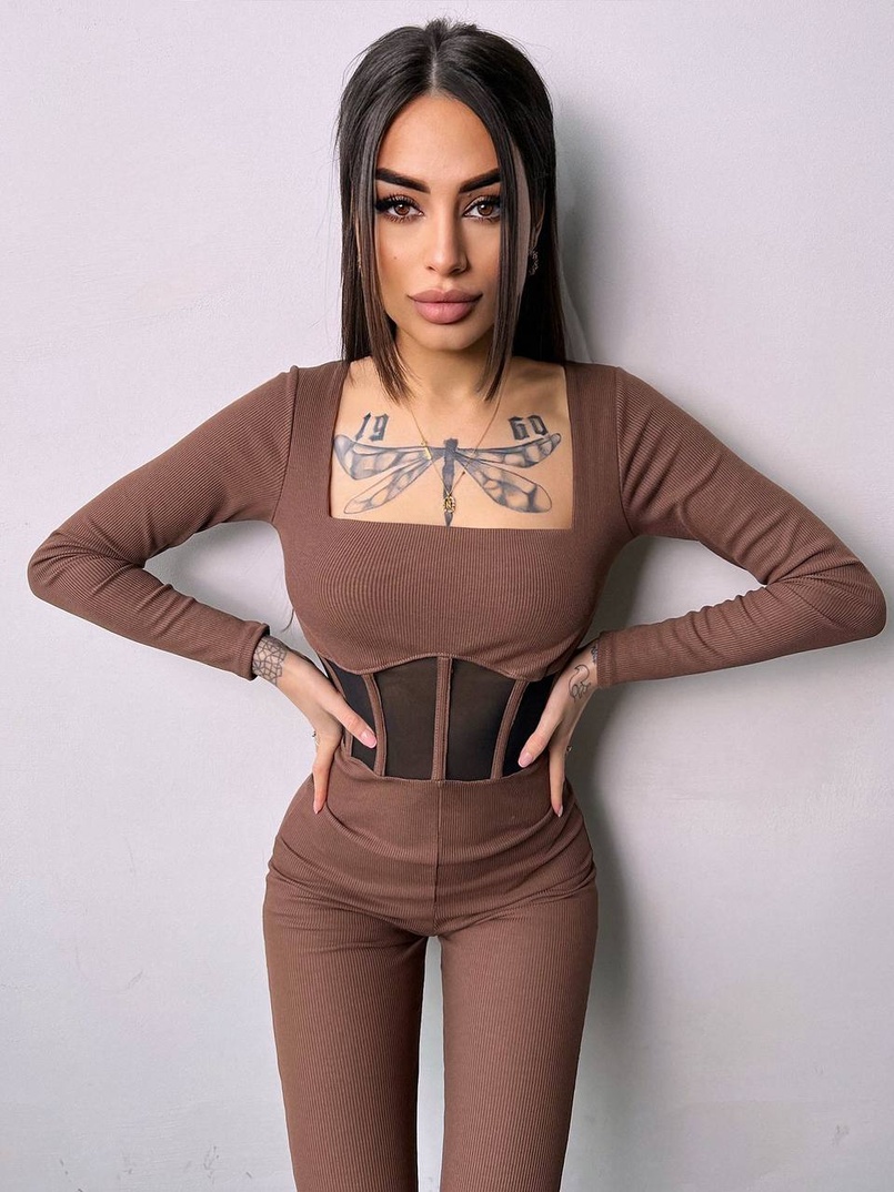 Облягаючий трикотажний комбінезон з елементами корсету  Облягаючий трикотажний комбінезон з елементами корсету  | PUSHKA SHOP