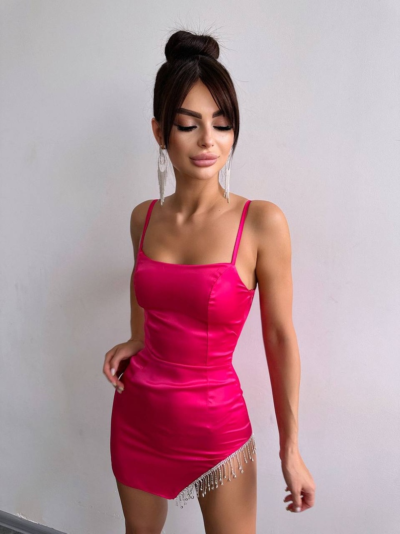 Атласна сукня декорована бахромою зі страз  Атласна сукня декорована бахромою зі страз  | PUSHKA SHOP