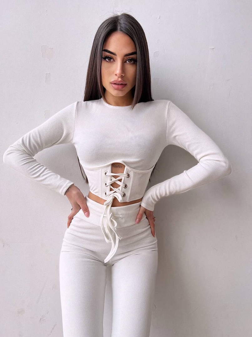 Трикотажний комплект: корсетний топ + легінси Трикотажний комплект: корсетний топ + легінси | PUSHKA SHOP