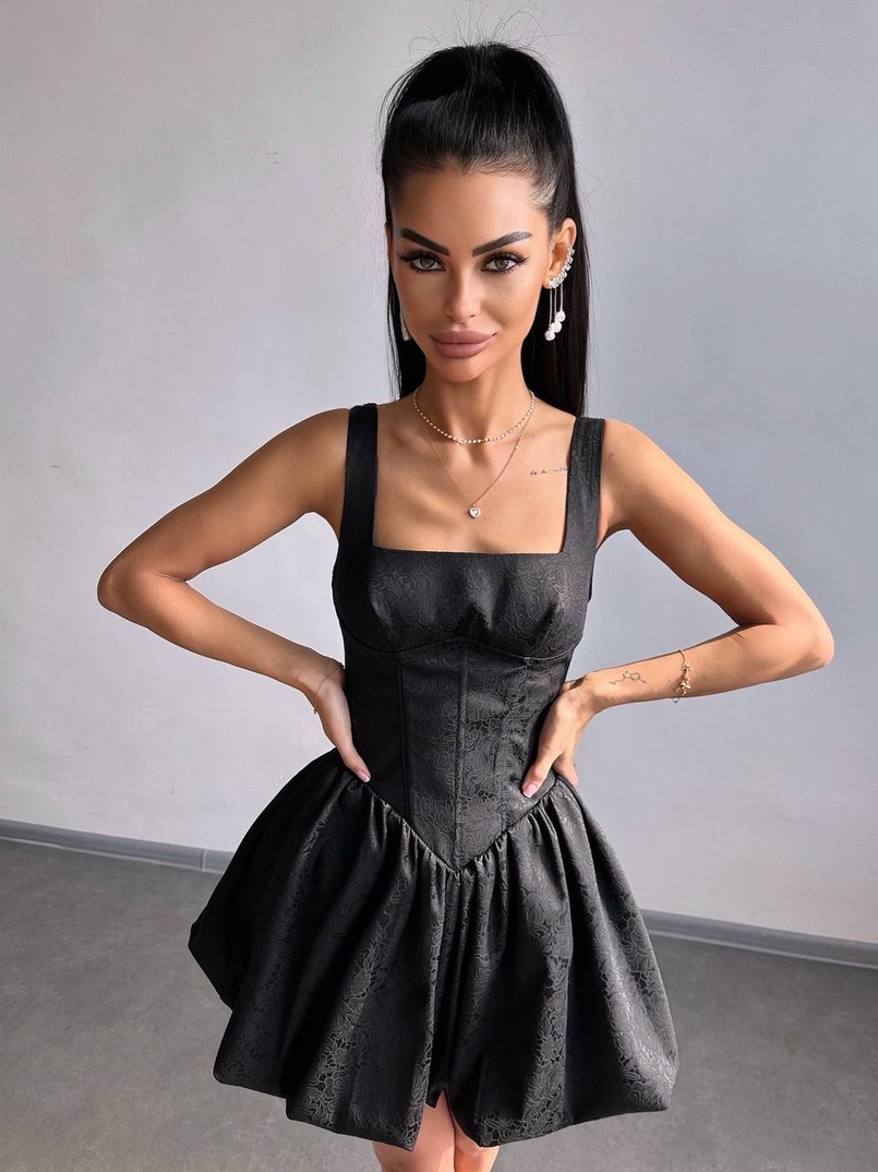 Корсетна сукня с пишною спідницею-балоном Корсетна сукня с пишною спідницею-балоном | PUSHKA SHOP