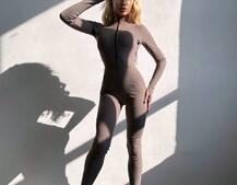 Трикотажний комбінезон з відкритою спиною  Трикотажний комбінезон з відкритою спиною  | PUSHKA SHOP
