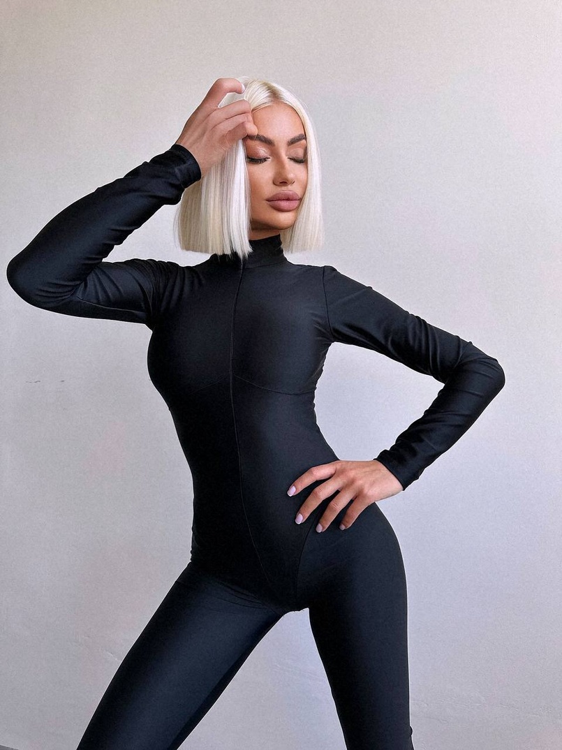 Комбінезон з рельєфними швами, що підкреслює фігуру Комбінезон з рельєфними швами, що підкреслює фігуру | PUSHKA SHOP