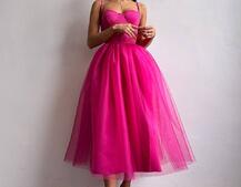 Сукня міді із чашечками з пишною спідницею Сукня міді із чашечками з пишною спідницею | PUSHKA SHOP