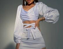 Атласний комплект, декорований бахромою зі страз Атласний комплект, декорований бахромою зі страз | PUSHKA SHOP