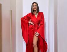 Шовковий халатик із розкльошеними рукавами Шовковий халатик із розкльошеними рукавами | PUSHKA SHOP