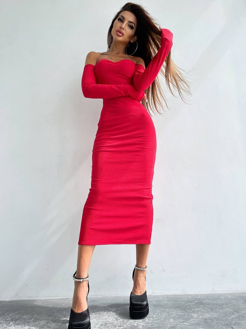 Облягаюча сукня міді з чашками з ефектом push up Облягаюча сукня міді з чашками з ефектом push up | PUSHKA SHOP