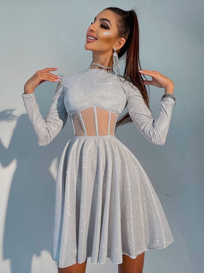 Приталена блискуча сукня з корсетною вставкою та пишною спідницею-сонцем Приталена блискуча сукня з корсетною вставкою та пишною спідницею-сонцем | PUSHKA SHOP