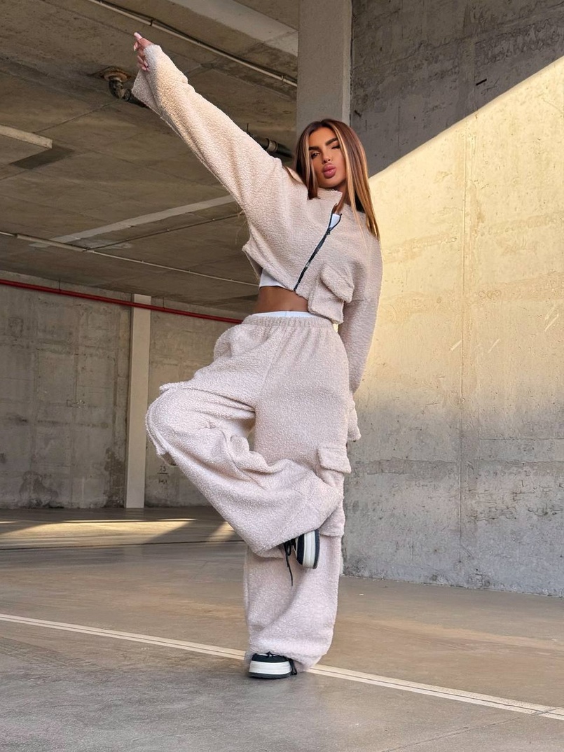 Теплий та мʼякий комплект Тедді на флісі Дуже приємний до тіла Теплий та мʼякий комплект Тедді на флісі Дуже приємний до тіла | PUSHKA SHOP