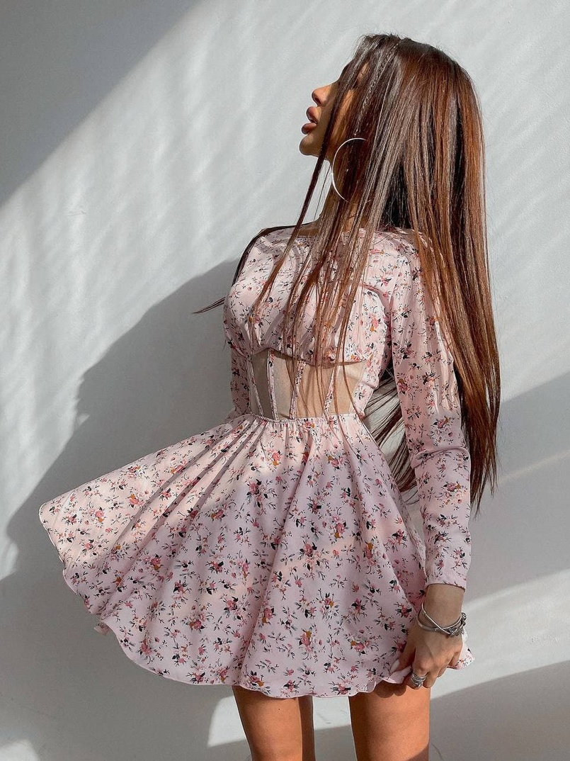 Приталенное платье с корсетной вставкой и  юбкой-солнцем   | PUSHKA SHOP