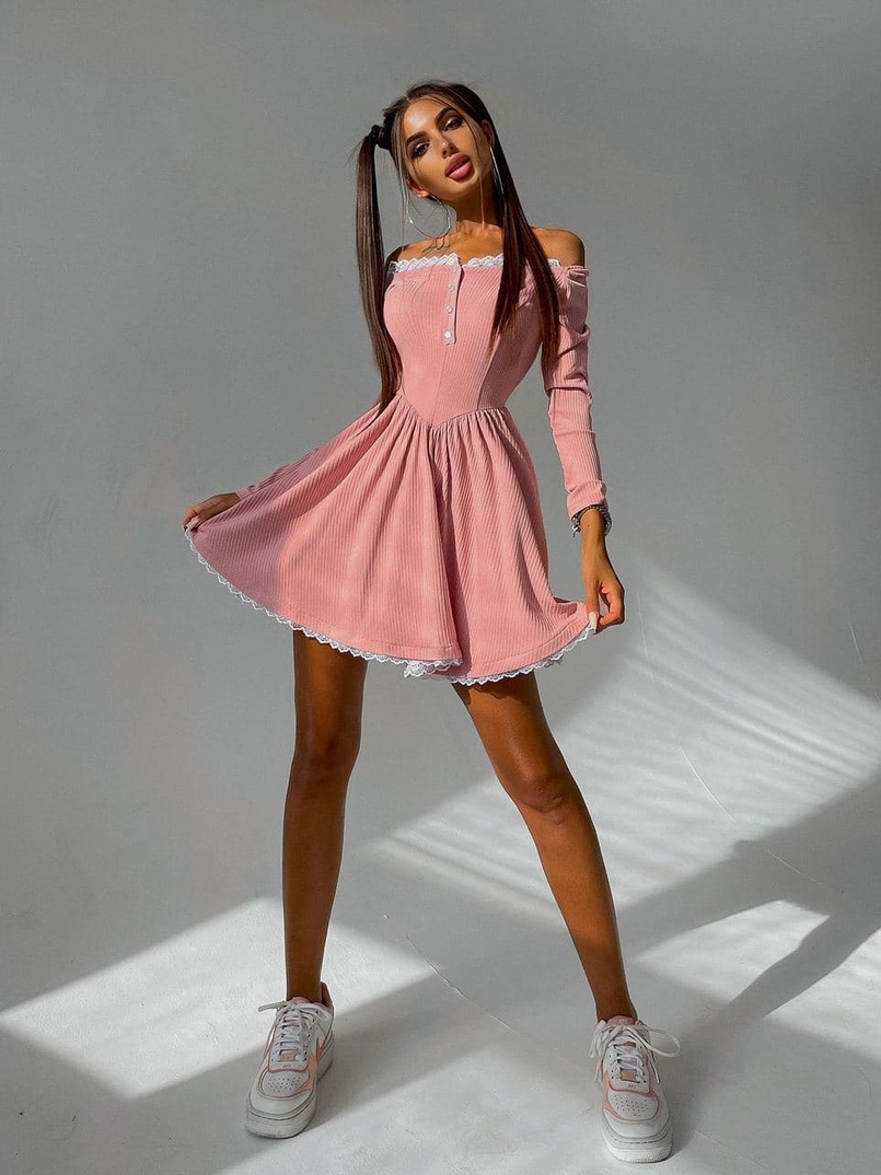 Трикотажное платье, декорированное кружевом   Трикотажное платье, декорированное кружевом   | PUSHKA SHOP