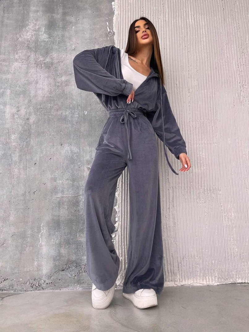 Велюровий комбінезон  Велюровий комбінезон  | PUSHKA SHOP