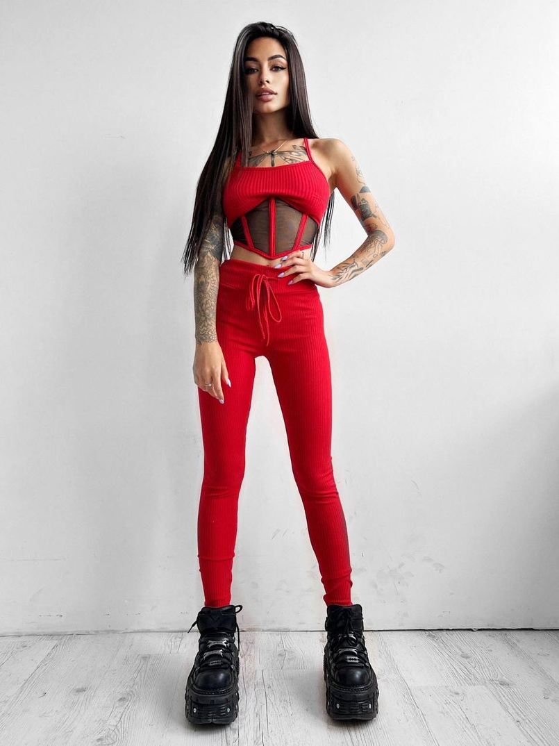 Трикотажный комплект: корсетный топ на косточках + леггинсы Трикотажный комплект: корсетный топ на косточках + леггинсы | PUSHKA SHOP