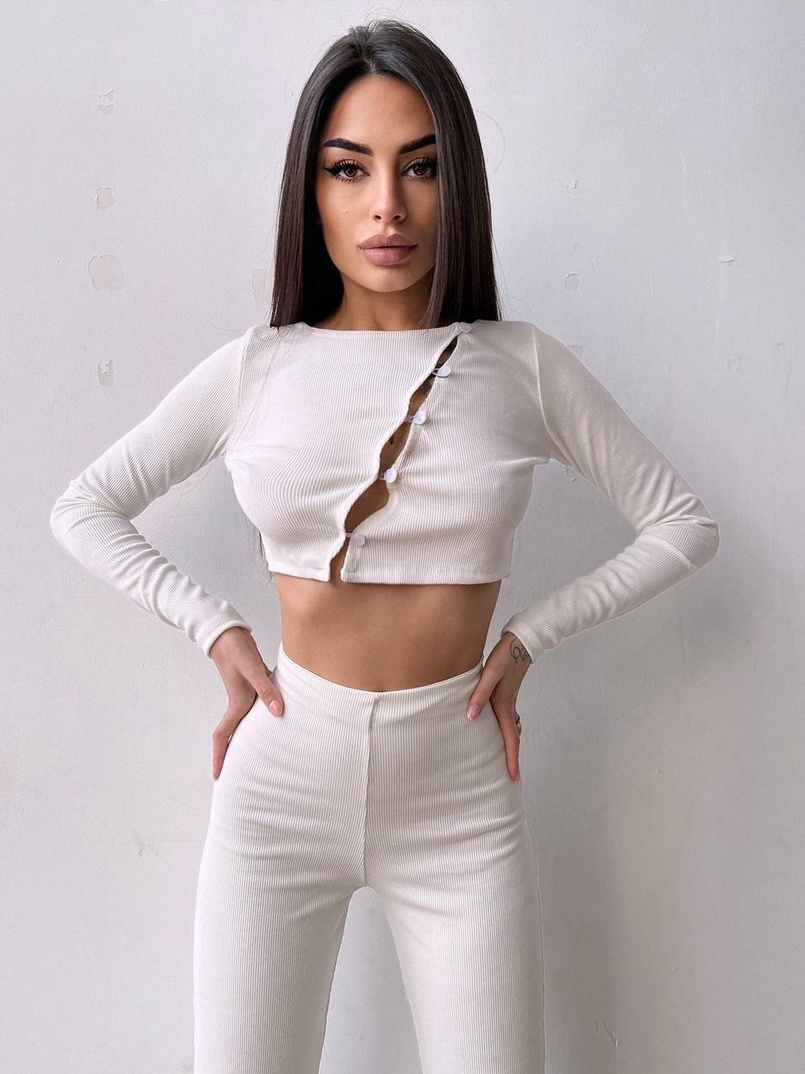 Комплект : штани кльош і топ на ґудзиках   Комплект : штани кльош і топ на ґудзиках   | PUSHKA SHOP