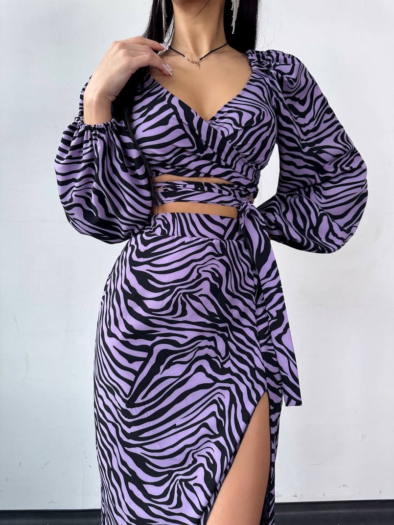 Комплект: топ із зав'язками на талії + спідниця міді з розрізом Комплект: топ із зав'язками на талії + спідниця міді з розрізом | PUSHKA SHOP