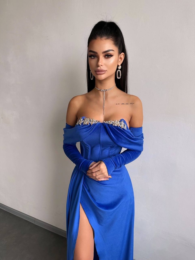 Оксамитова сукня максі декорована стразами  Ручна робота  | PUSHKA SHOP