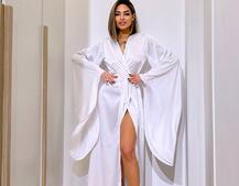 Шовковий халатик із розкльошеними рукавами Шовковий халатик із розкльошеними рукавами | PUSHKA SHOP