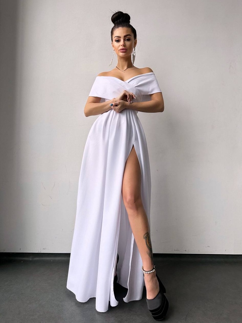 Сукня максі  з відкритими плечима та розрізом на спідниці | PUSHKA SHOP