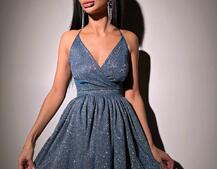 Блискуча сукня з пишною спідницею та шнурівкою на спинці Блискуча сукня з пишною спідницею та шнурівкою на спинці | PUSHKA SHOP