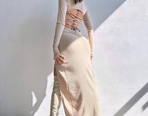 Трикотажна сукня міді зі шнурівкою на спинці  Трикотажна сукня міді зі шнурівкою на спинці  | PUSHKA SHOP