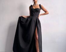 Сукня максі із чашечками та корсетним верхом Сукня максі із чашечками та корсетним верхом | PUSHKA SHOP