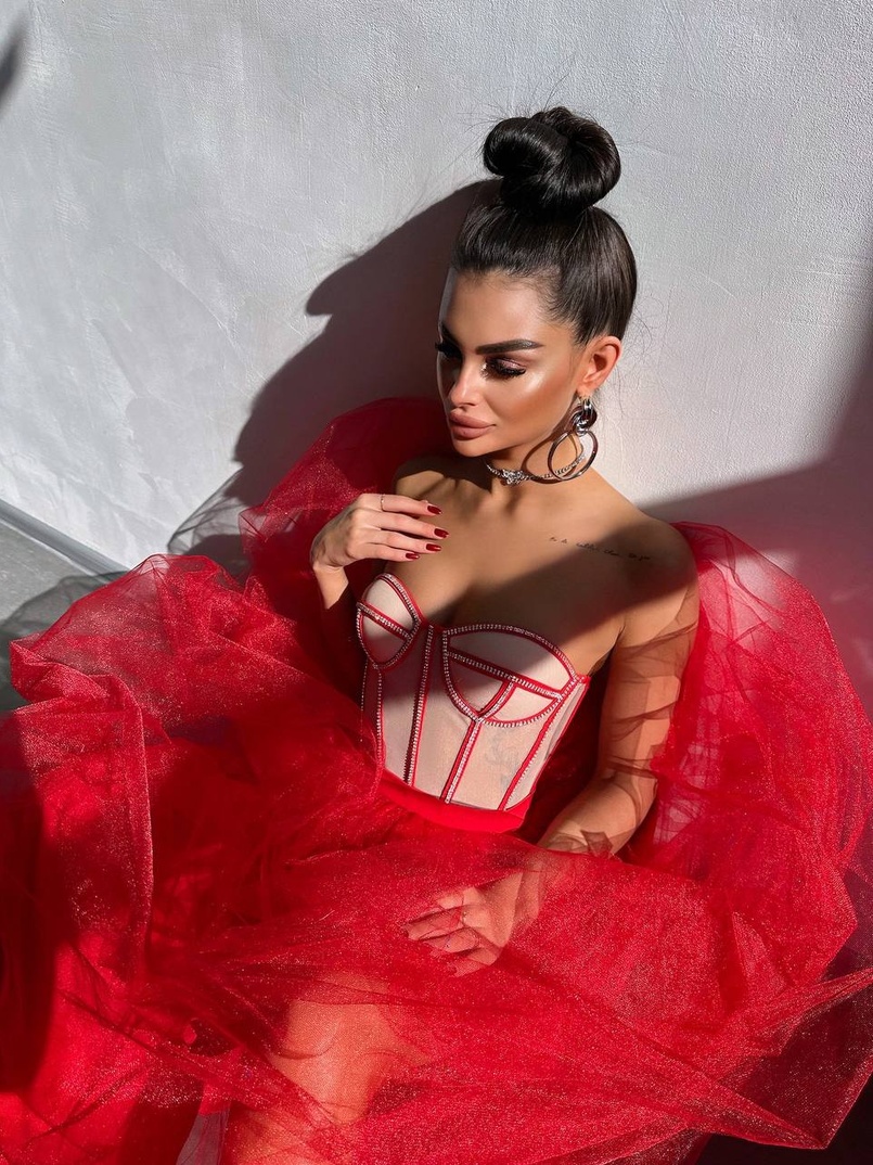 Комплект: корсет бюстьє декорований стразами + пишна спідниця максі  Ручна робота  Комплект: корсет бюстьє декорований стразами + пишна спідниця максі  Ручна робота  | PUSHKA SHOP