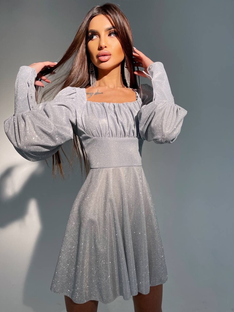 Блестящее платье с объемными рукавами  Блестящее платье с объемными рукавами  | PUSHKA SHOP