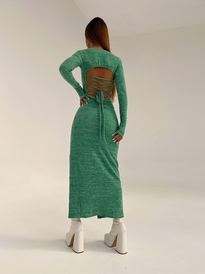 Трикотажна сукня міді зі шнурівкою на спинці Трикотажна сукня міді зі шнурівкою на спинці | PUSHKA SHOP