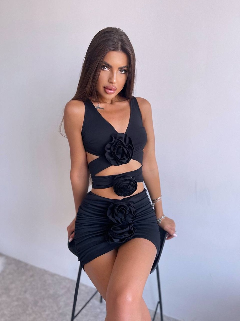 Комплект: топ та спідниця з трояндами    Комплект: топ та спідниця з трояндами    | PUSHKA SHOP