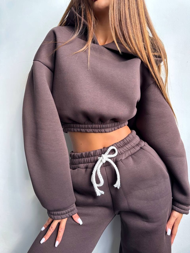 Базовий костюм на флісі з об'ємними капюшоном Базовий костюм на флісі з об'ємними капюшоном | PUSHKA SHOP