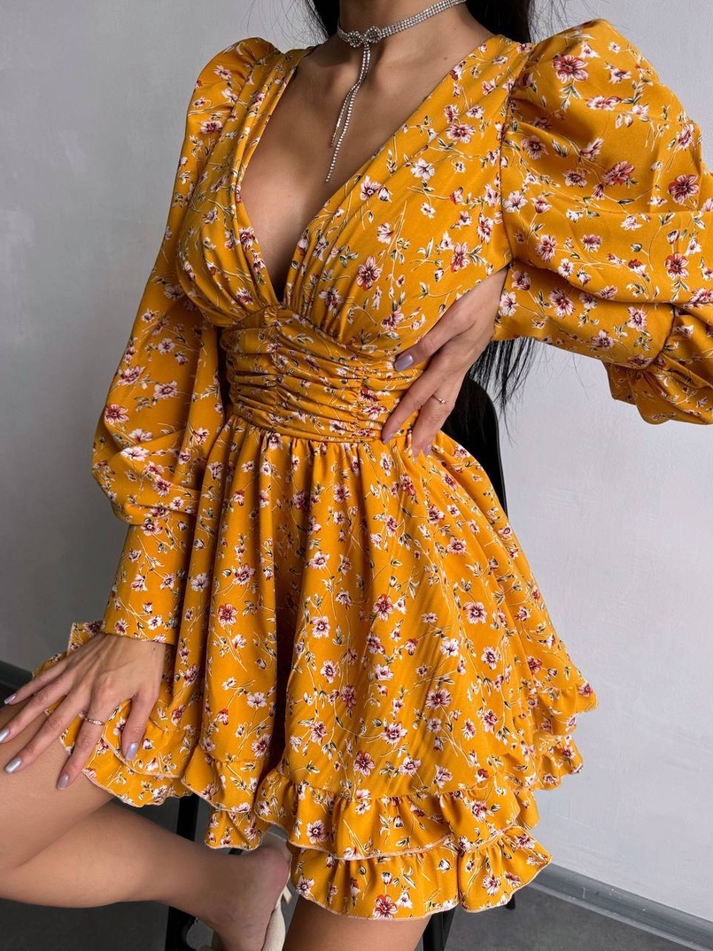 Сукня міні з пишною спідницею та драпіруванням на талії Сукня міні з пишною спідницею та драпіруванням на талії | PUSHKA SHOP