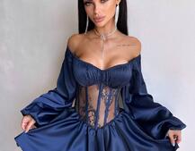 Атласна сукня з обʼємними рукавами та мереживом Атласна сукня з обʼємними рукавами та мереживом | PUSHKA SHOP