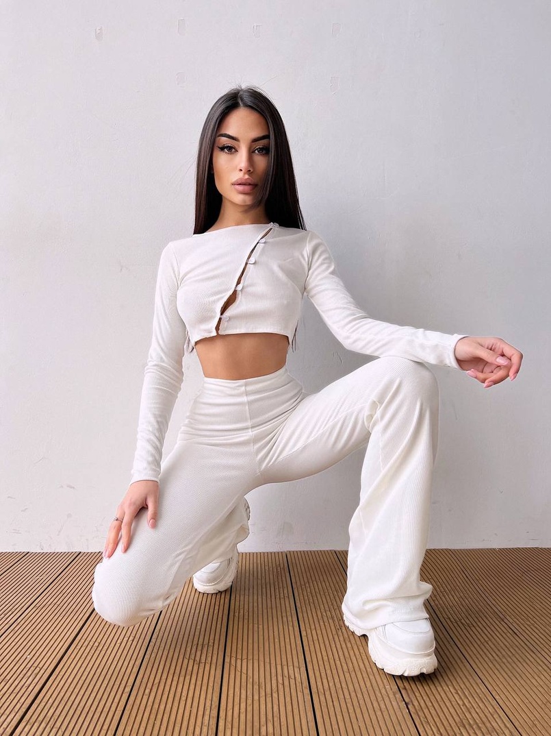 Комплект : штани кльош і топ на ґудзиках   Комплект : штани кльош і топ на ґудзиках   | PUSHKA SHOP