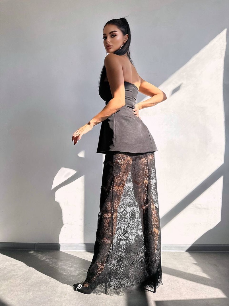 Комплект: піджак + блуза з баской + мереживна спідниця-шорти  Комплект: піджак + блуза з баской + мереживна спідниця-шорти  | PUSHKA SHOP