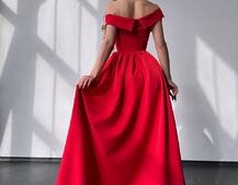 Сукня максі  з розрізом на спідниці  Сукня максі  з розрізом на спідниці  | PUSHKA SHOP